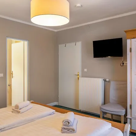 Sonneck - Seefeld 招待所 3*
