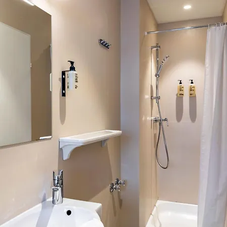 Sonneck - Seefeld בית הארחה 3*